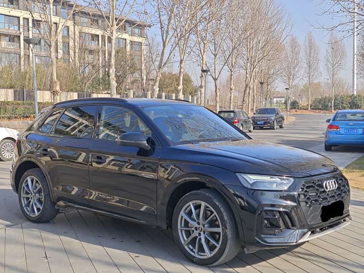 Фото 3 - Audi Q5L