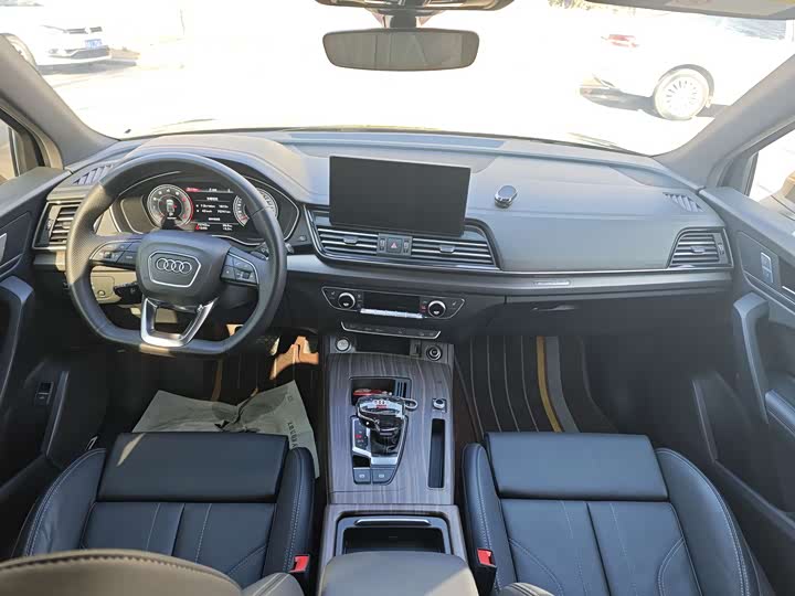 Фото 7 - Audi Q5L