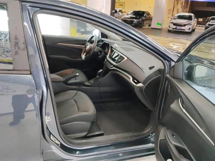 Фото 8 - Buick Excelle GT