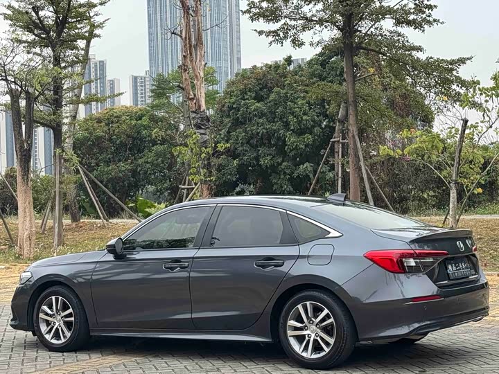 Фото 6 - Honda Civic