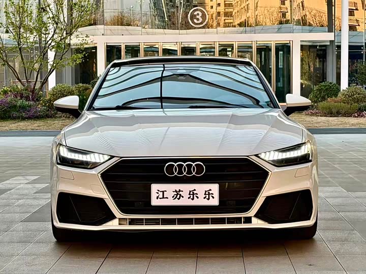 Фото 2 - Audi A7