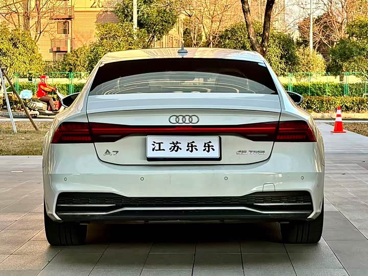 Фото 5 - Audi A7