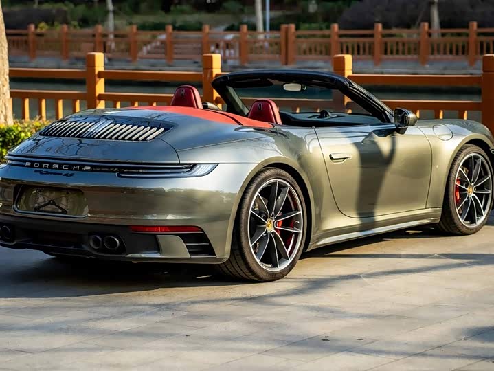 Фото 7 - Porsche 911