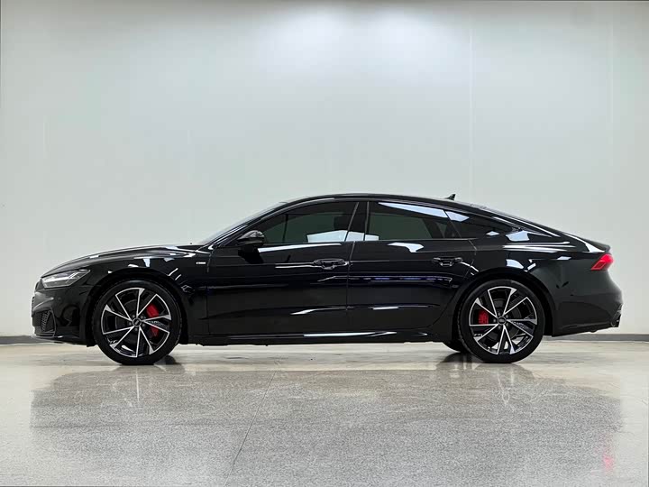 Фото 4 - Audi A7