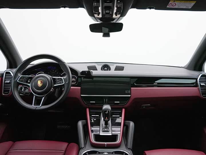 Фото 8 - Porsche Cayenne