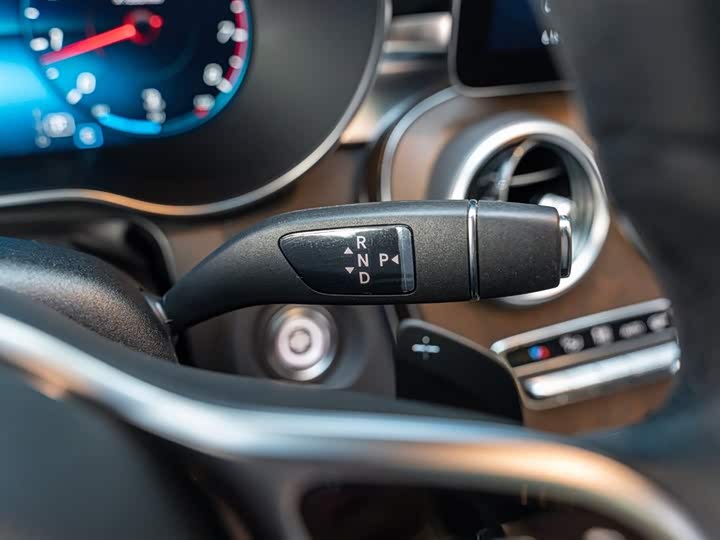 Фото 5 - Mercedes-Benz GLC-Class