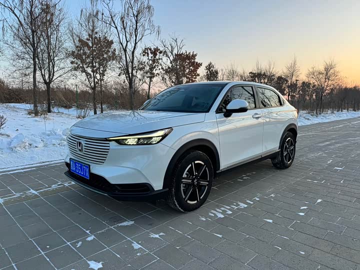 Фото 1 - Honda Vezel