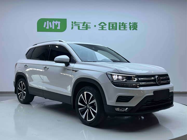 Фото 3 - Volkswagen Tharu