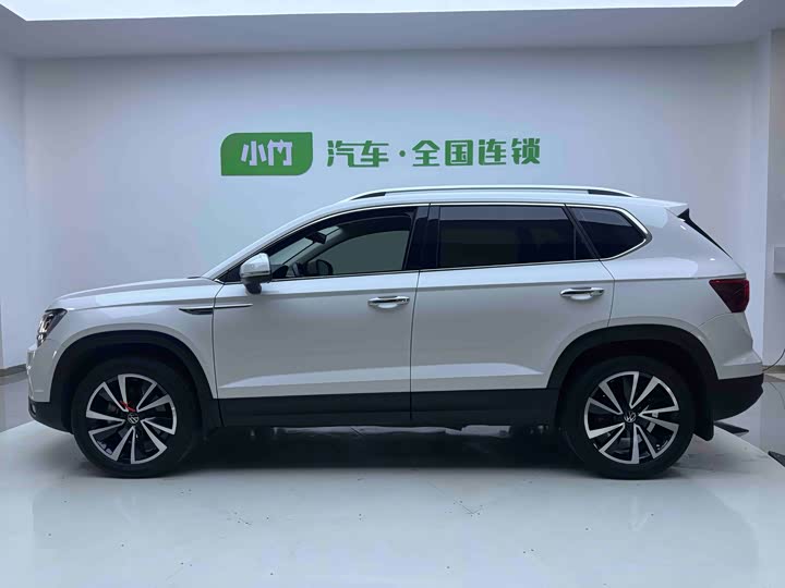 Фото 7 - Volkswagen Tharu