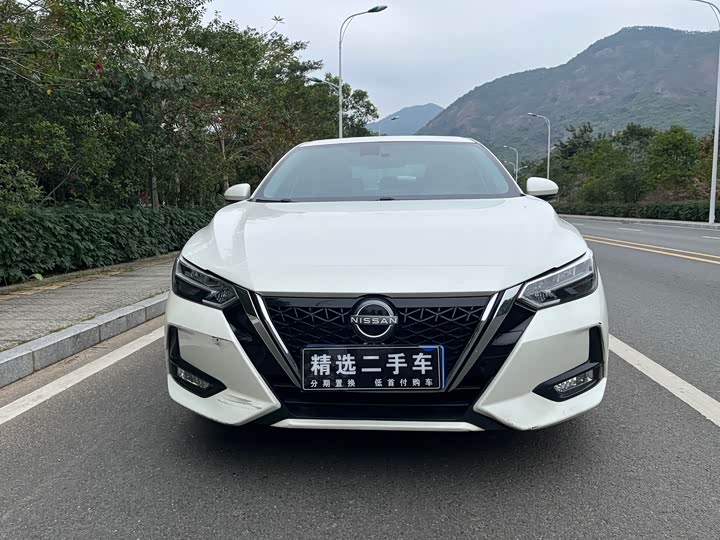 Фото 2 - Nissan Sylphy