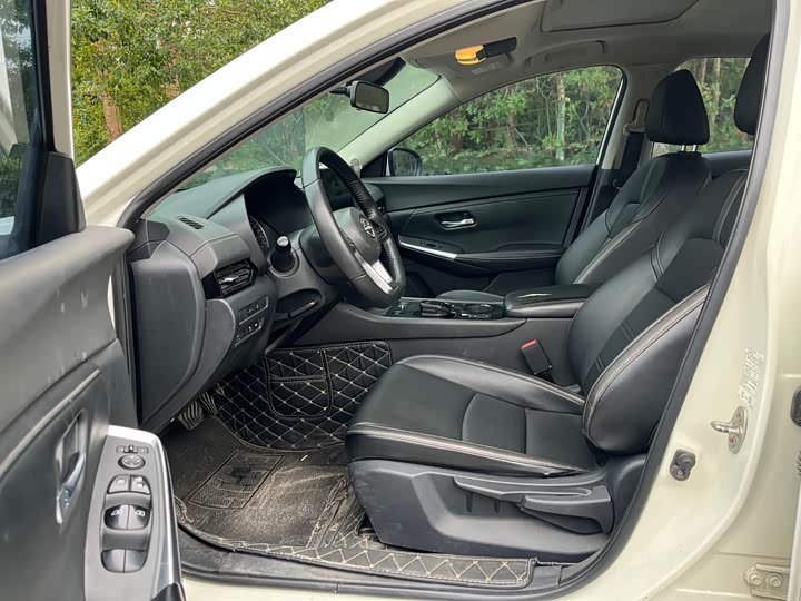 Фото 5 - Nissan Sylphy