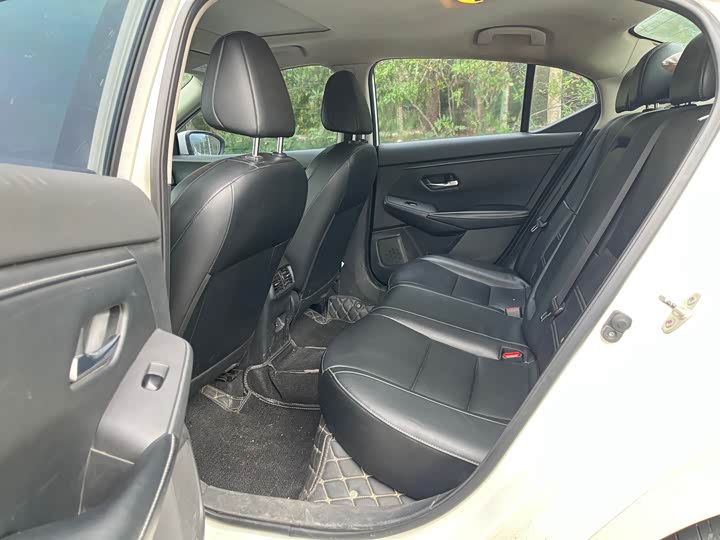 Фото 6 - Nissan Sylphy