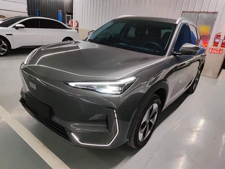 Фото 2 - Geely Galaxy E5