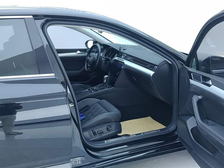 Фото 8 - Volkswagen Magotan GTE Hybrid