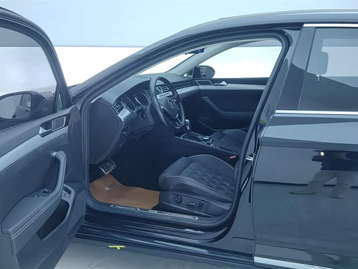 Фото 9 - Volkswagen Magotan GTE Hybrid