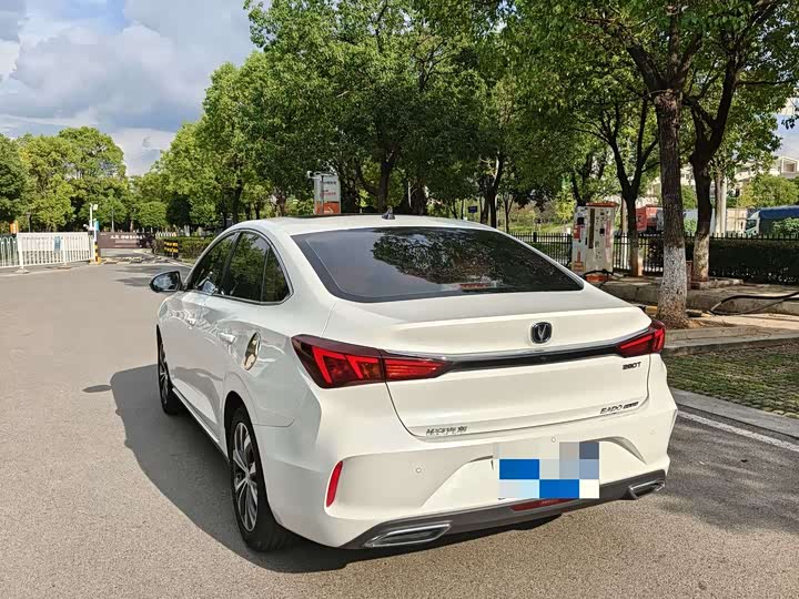 Фото 3 - Changan Eado Plus