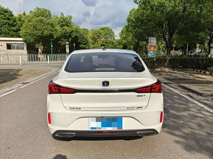 Фото 4 - Changan Eado Plus