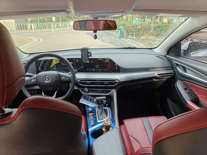 Фото 7 - Changan Eado Plus