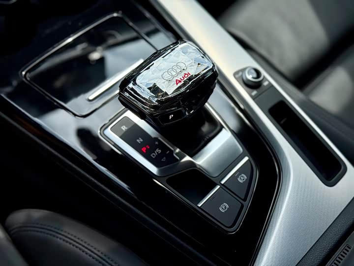 Фото 9 - Audi A5