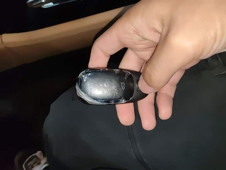 Фото 9 - LiXiang One