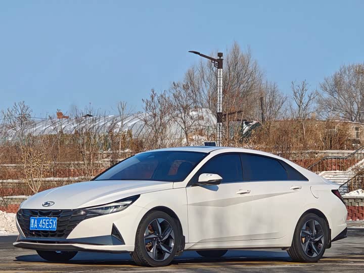 Фото 3 - Hyundai Elantra N line