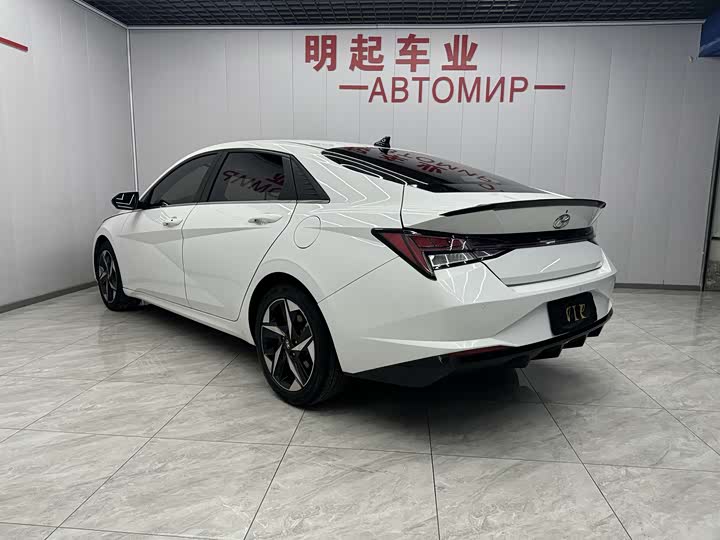 Фото 8 - Hyundai Elantra N line