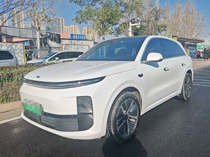 Фото 1 - LiXiang L6