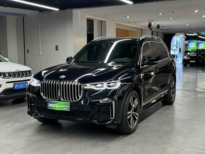 Фото 1 - BMW X7
