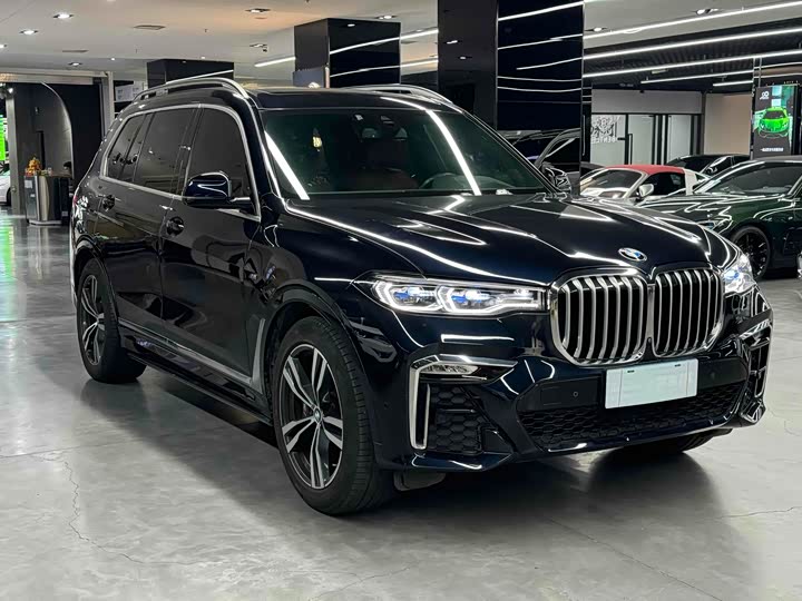Фото 3 - BMW X7