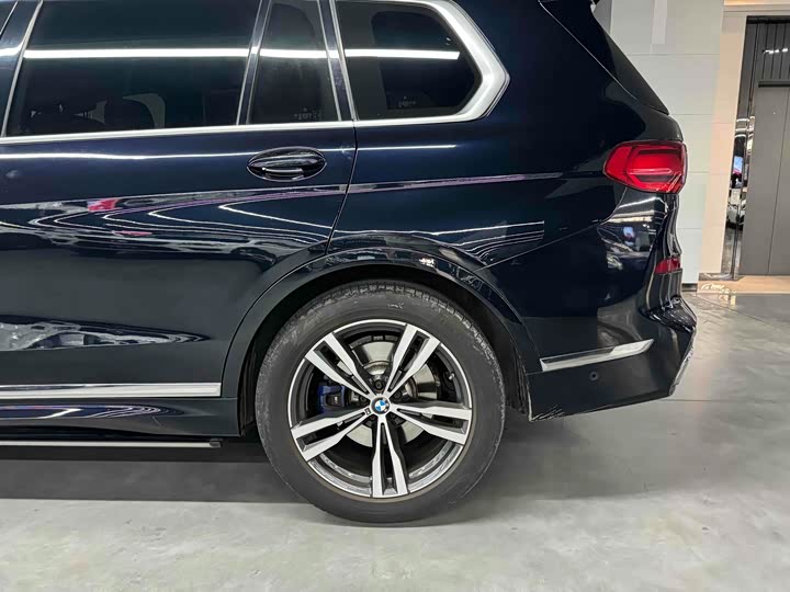 Фото 7 - BMW X7