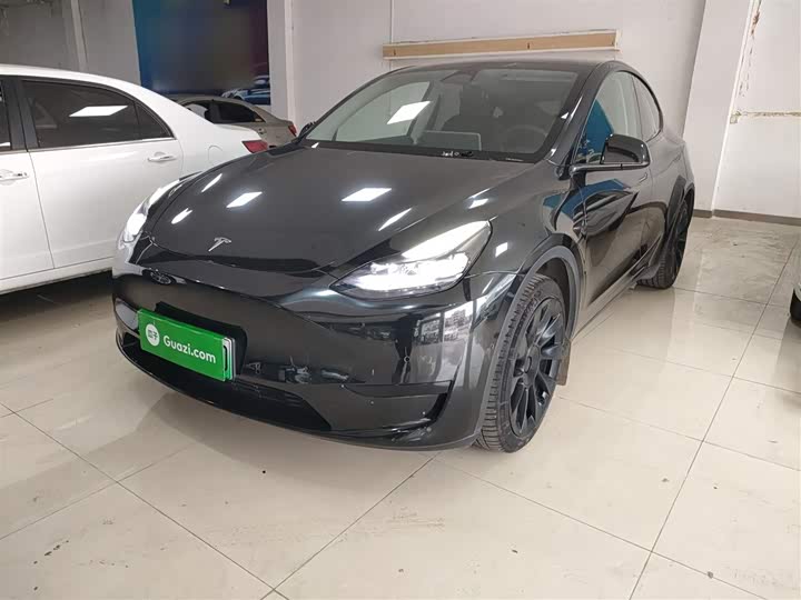 Фото 2 - Tesla Model Y