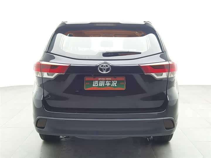 Фото 4 - Toyota Highlander