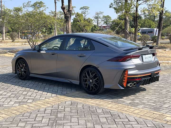 Фото 4 - GAC Trumpchi Empow R