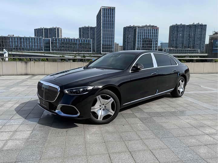 Фото 1 - Mercedes-Benz Maybach S-Class
