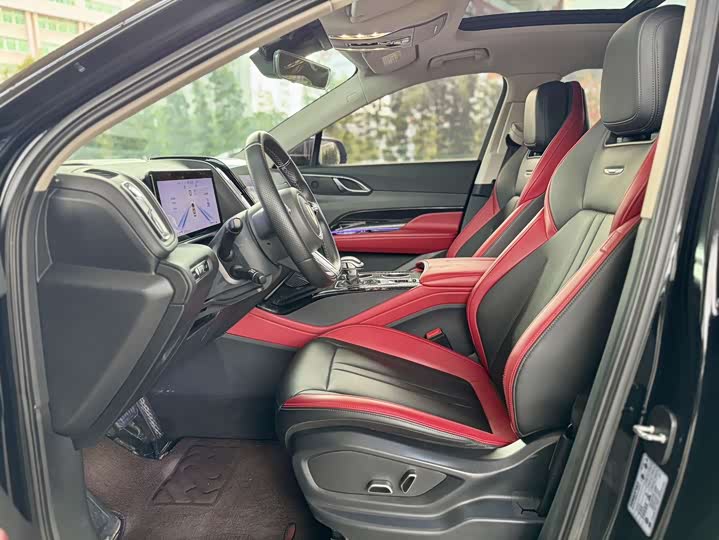 Фото 8 - Hongqi HS3