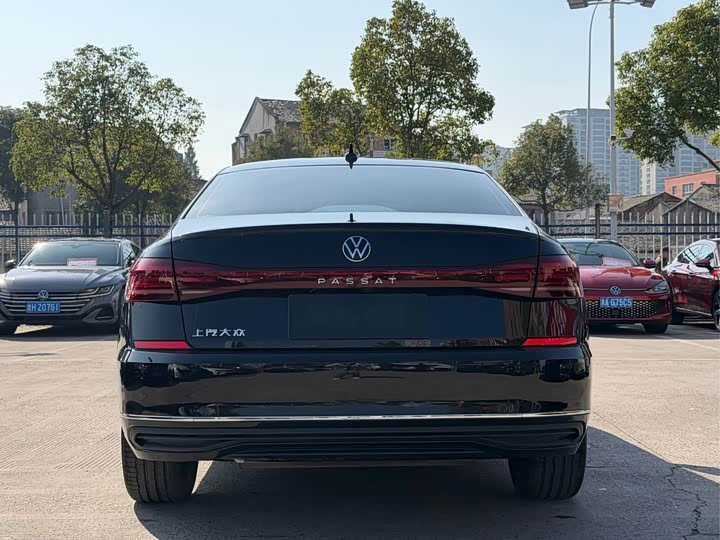 Фото 5 - Volkswagen Passat