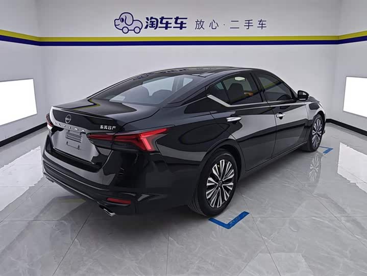 Фото 3 - Nissan Teana