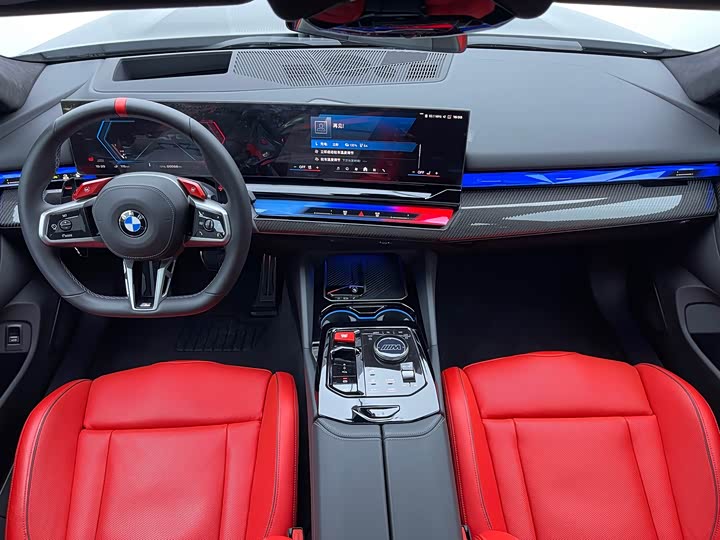 Фото 6 - BMW M5 Hybrid