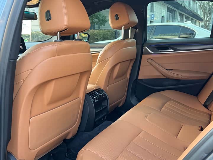 Фото 7 - BMW 5 Series