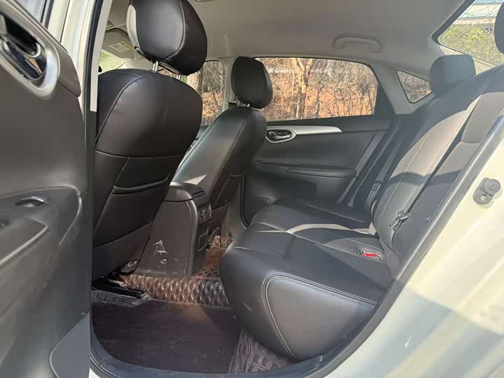 Фото 4 - Nissan Sylphy