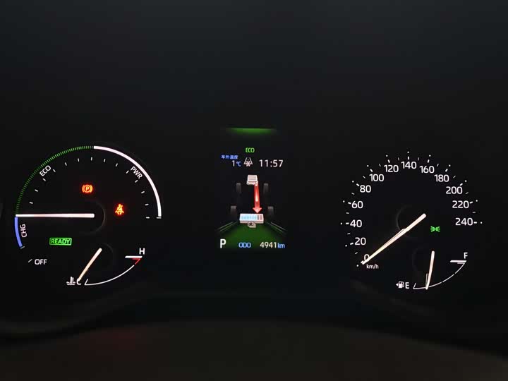 Фото 8 - Toyota Sienna