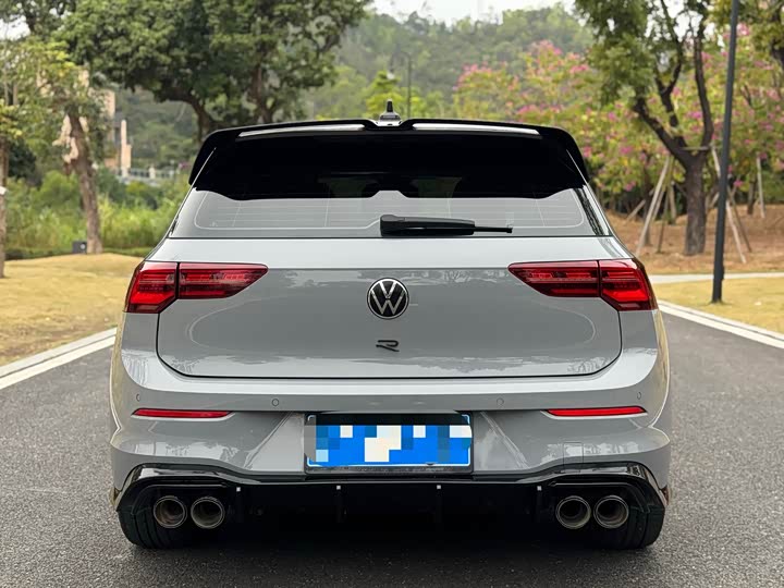 Фото 8 - Volkswagen Golf