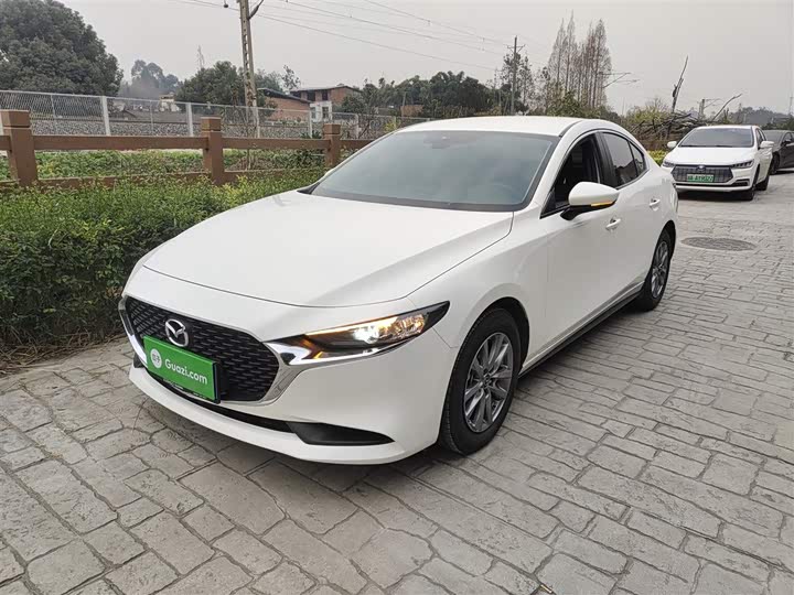 Фото 1 - Mazda 3 (Axela)