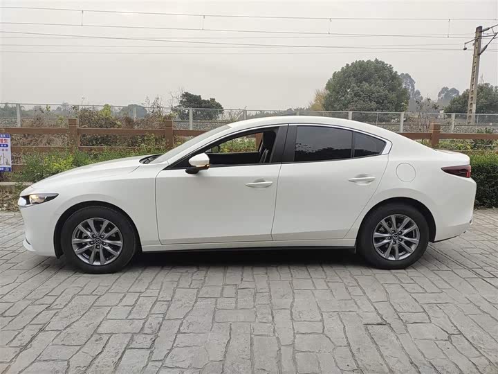 Фото 5 - Mazda 3 (Axela)