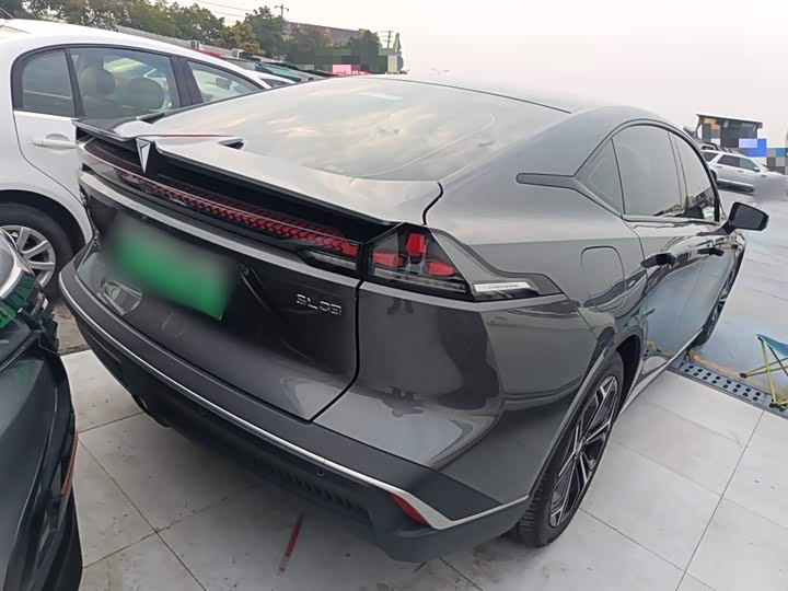 Фото 7 - Changan Deepal SL03