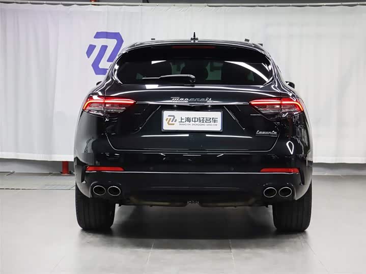 Фото 4 - Maserati Levante