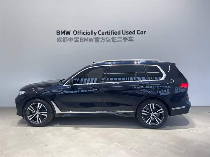 Фото 2 - BMW X7