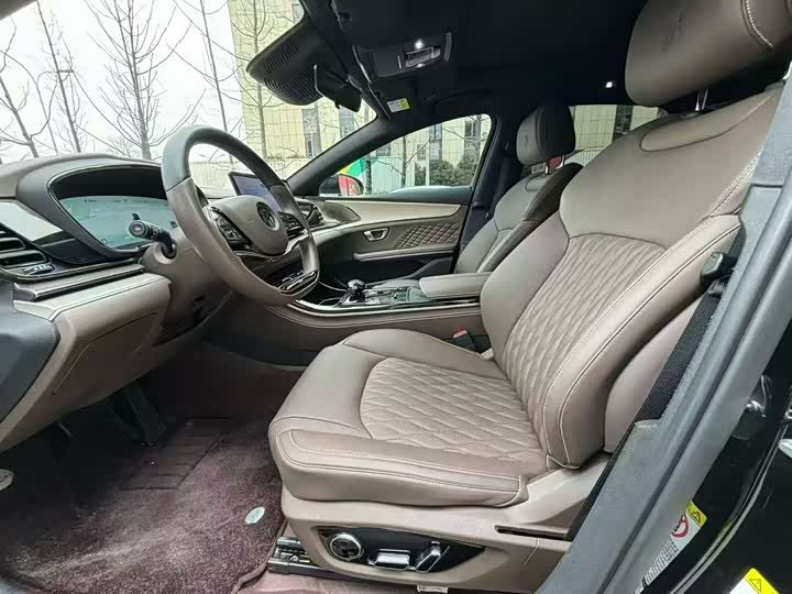 Фото 4 - BYD Han