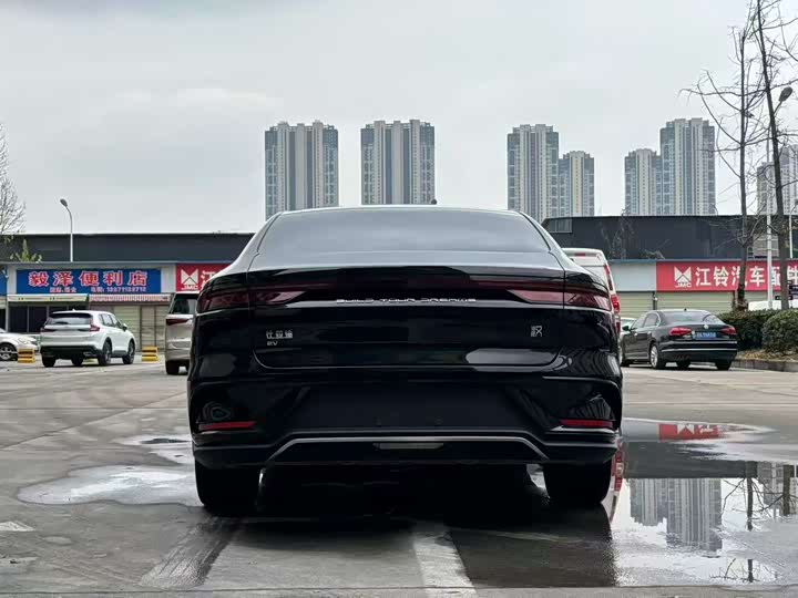 Фото 8 - BYD Han