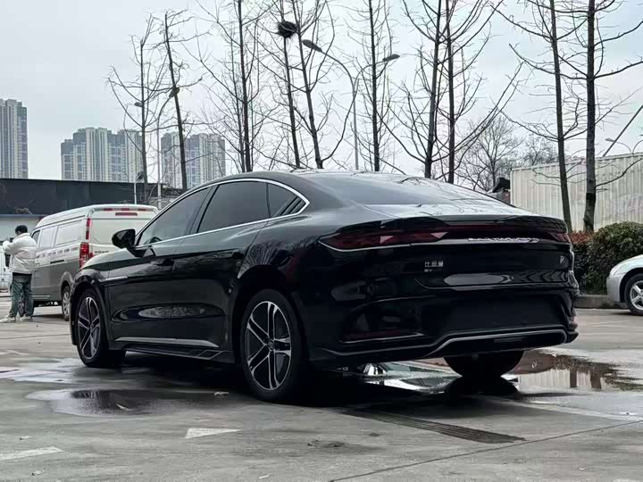 Фото 9 - BYD Han